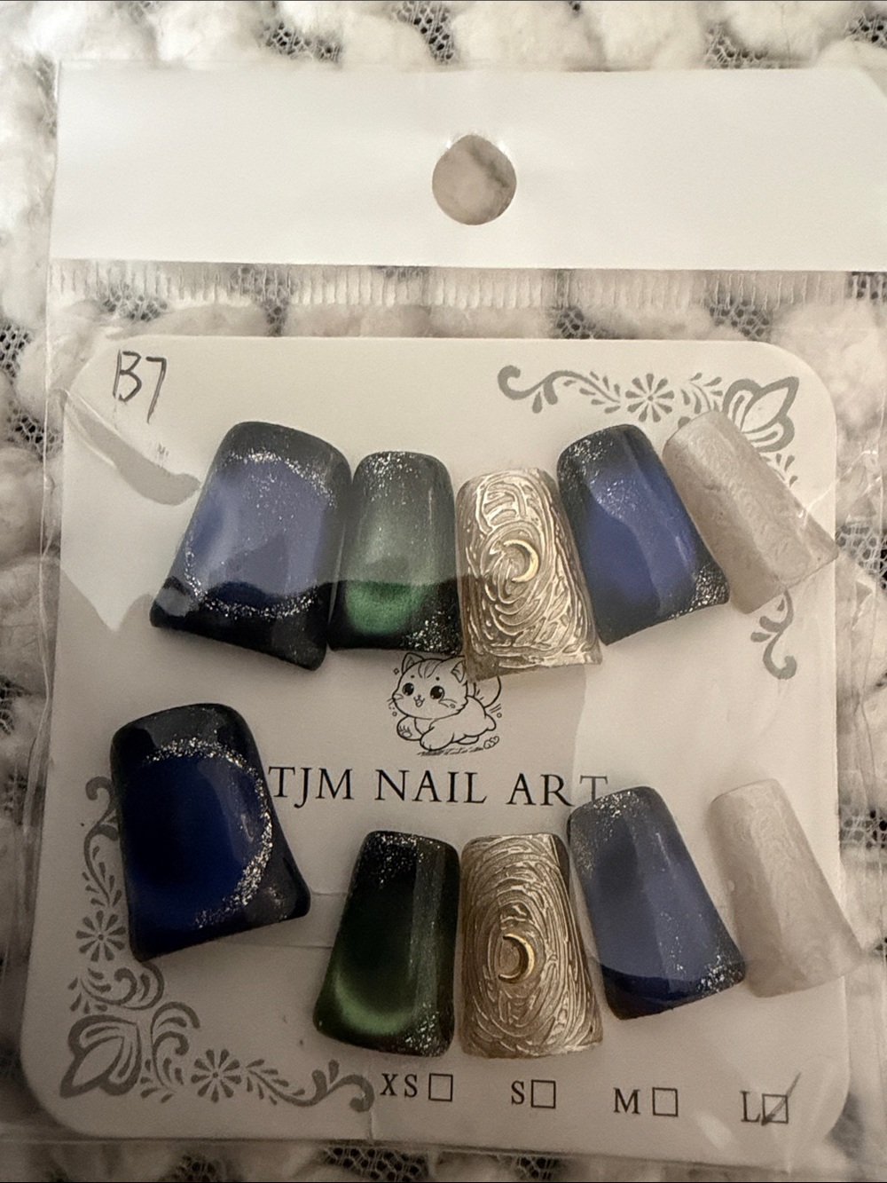 Blue & Green Ombre Press-On Nail Set with Gold Accent